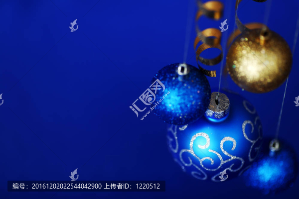 藍(lán)色的圣誕球
