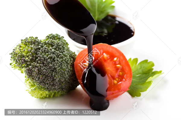薩拉德