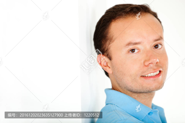隨便的人微笑