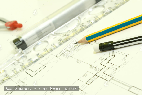 圖紙和各種工具