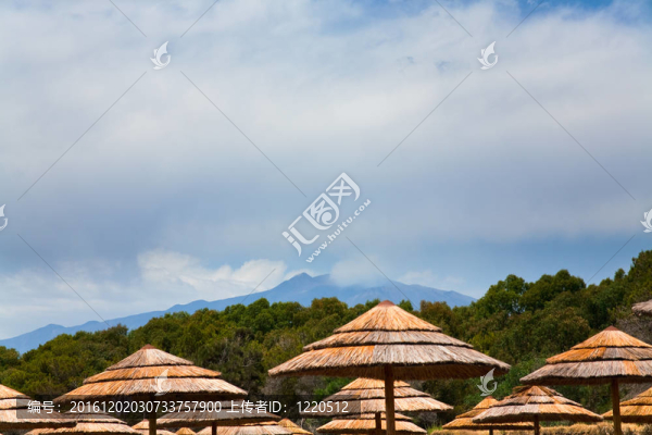 從Etna的西西里島海灘風(fēng)景；