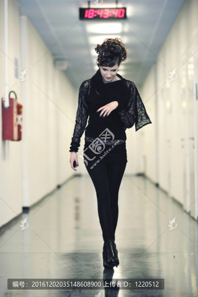 漂亮女人的美麗發(fā)型
