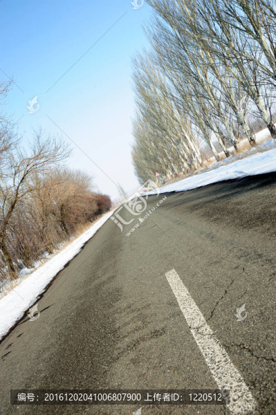 具有標記的道路