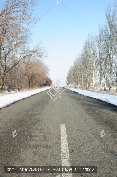 具有標(biāo)記的道路