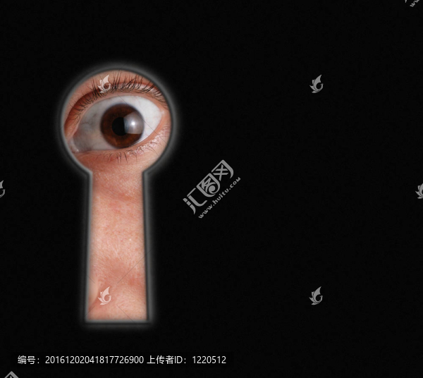 通過一個(gè)黑色的鑰匙孔
