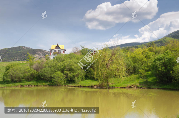 在湖心島的房子