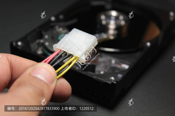 硬盤驅(qū)動器
