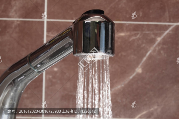 不銹鋼廚房龍頭