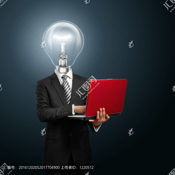 帶筆記本電腦的燈泡商人