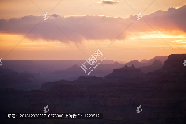 從沙漠景色到大峽谷的日落景色；South