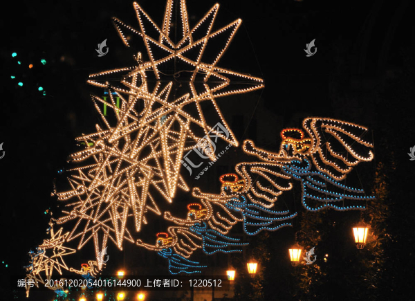 天使和星星。