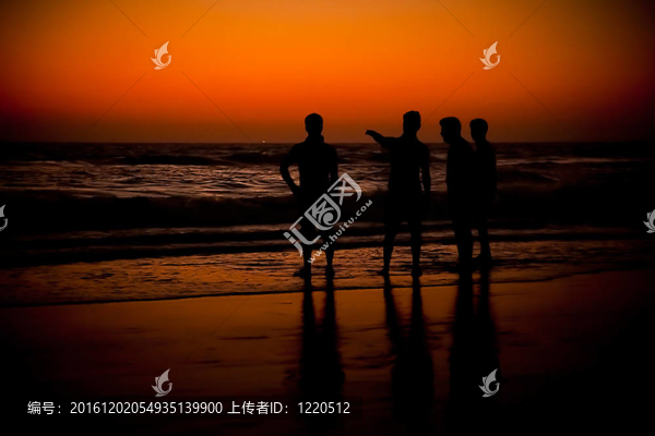 海灘上的日落或日出