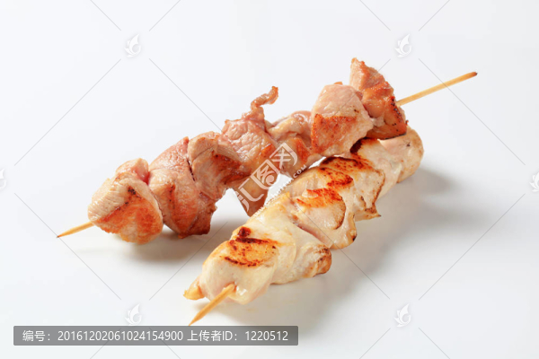 豬肉和雞肉串