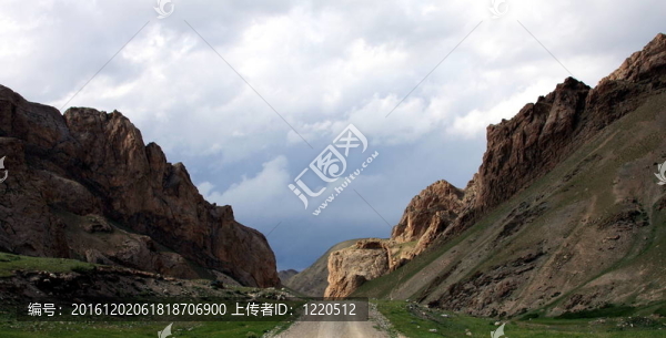 黃昏空山路