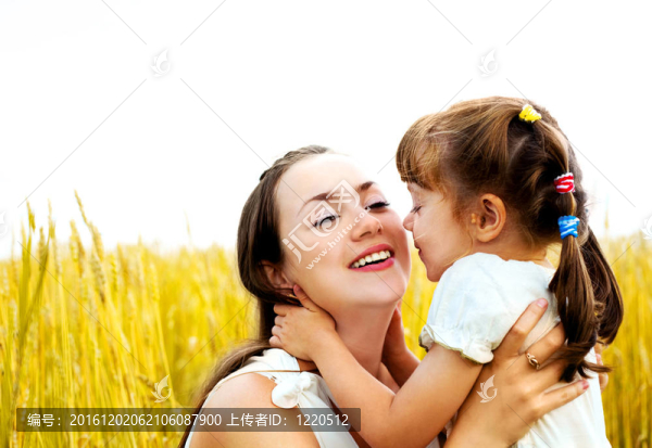 母親和女兒
