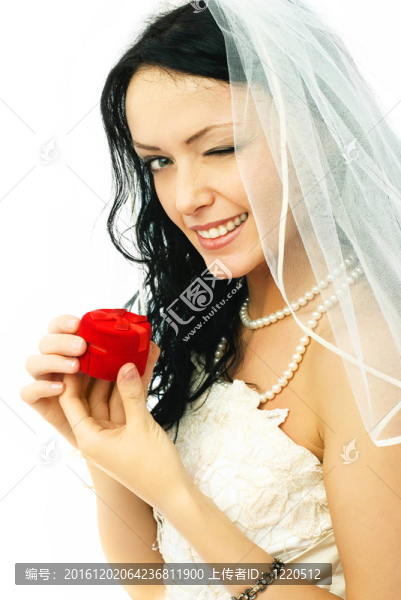 新娘戴著結婚戒指