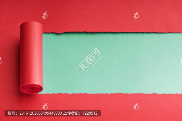 撕裂的紙與空間為您的信息
