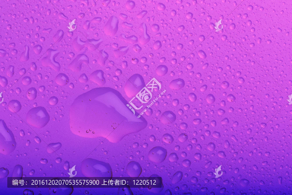紫色的水滴