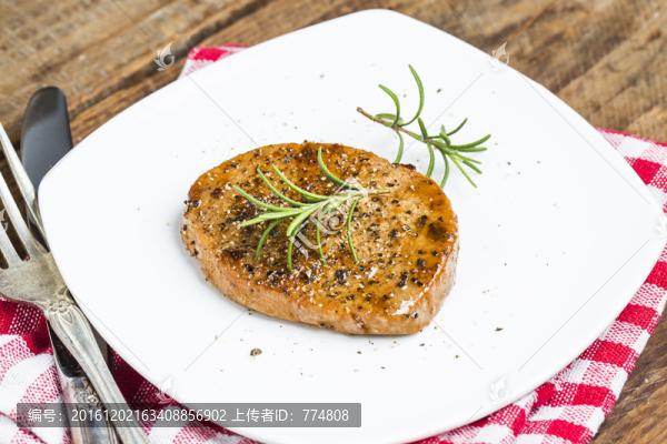 黑椒烤牛排