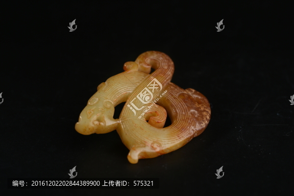 漢代玉佩,龍紋玉佩