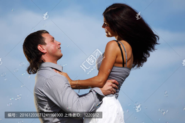 擁抱天空