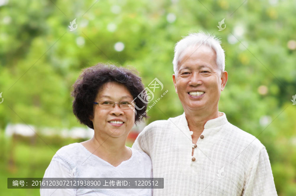 亞洲資深夫婦