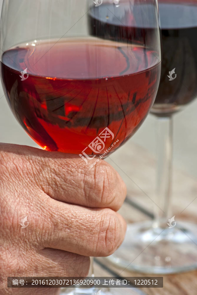 杯酒