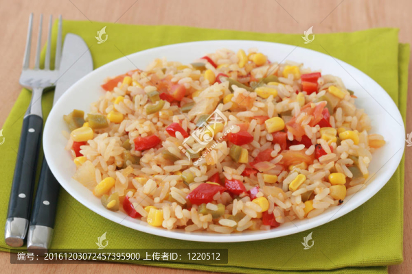 米飯配蔬菜