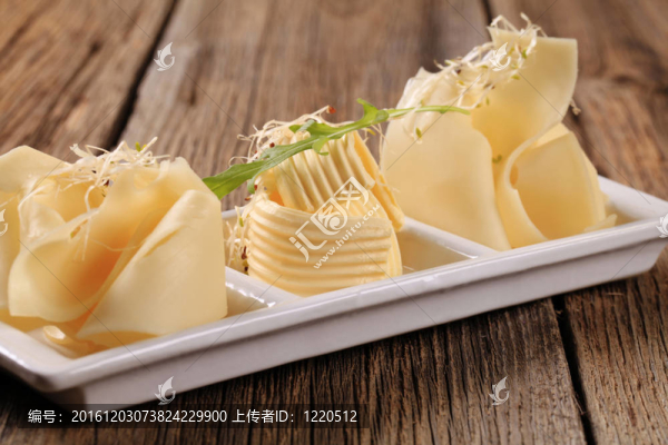 瑞士奶酪和黃油