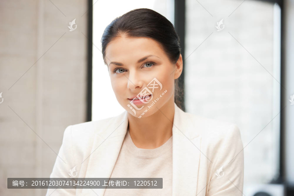 幸福和微笑的女人