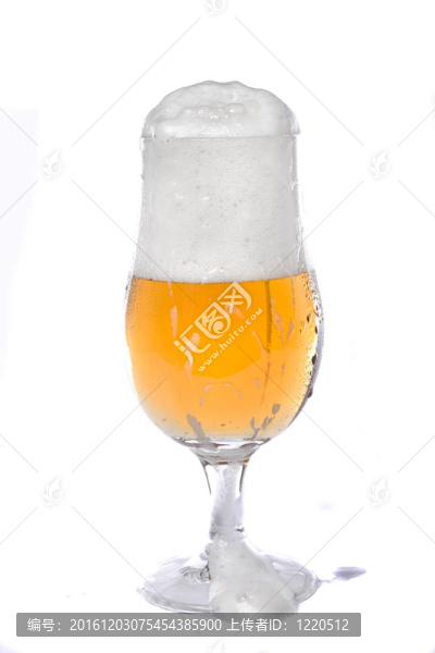 杯啤酒