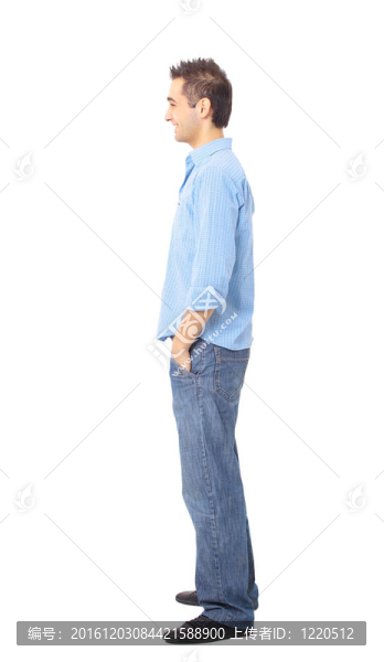 站在口袋里的年輕人