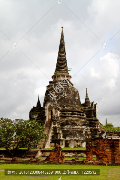 在Wat,chaiwattanaram寺塔；Ayutthaya；泰國