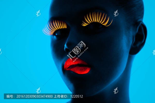 UV的肖像