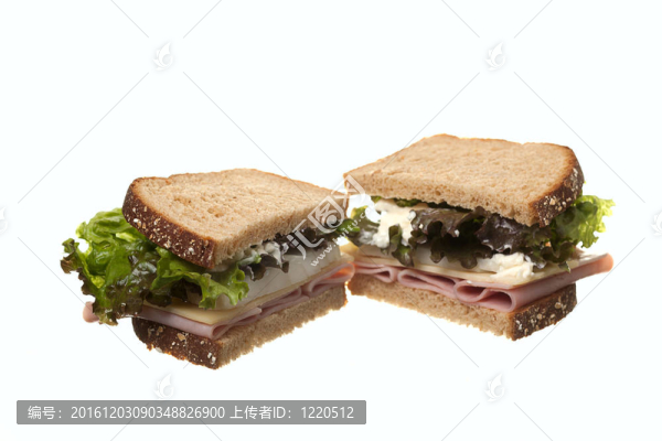 小麥火腿三明治。