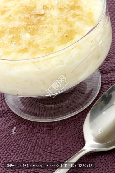 溫香米飯布丁