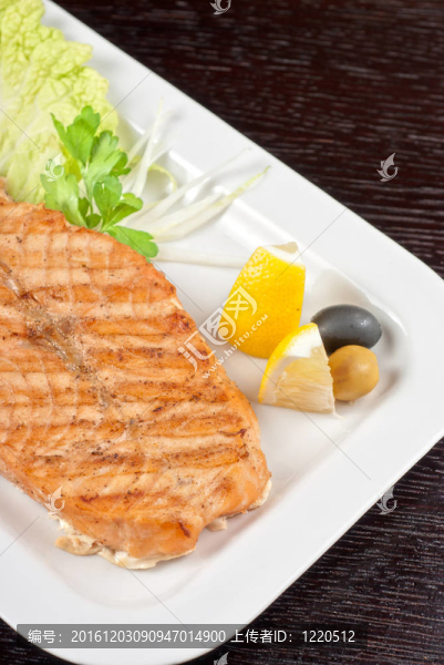 烤鮭魚排