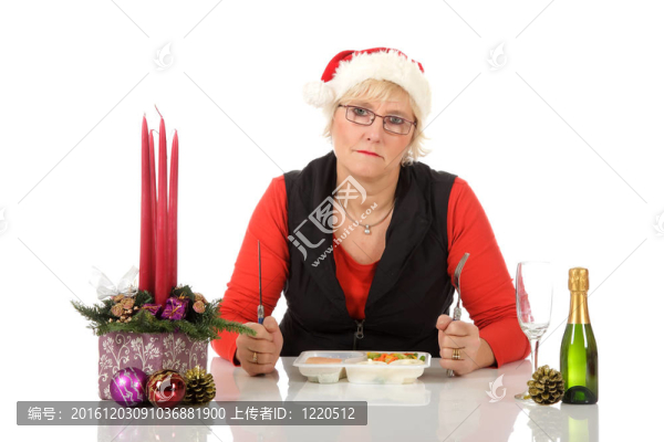 白人中年婦女；孤獨(dú)感