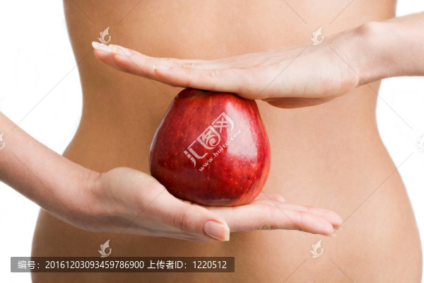 蘋果之間的手