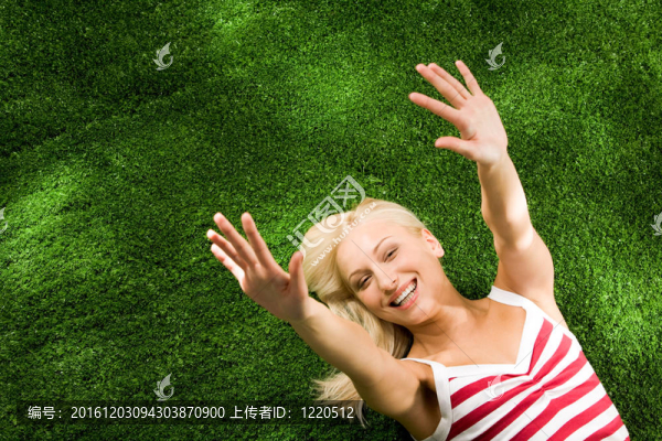 快樂的女孩