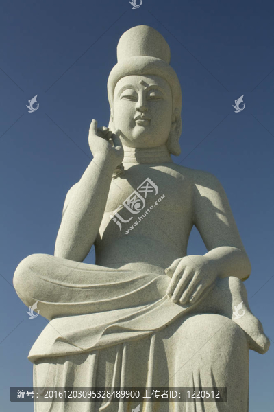 佛雕像