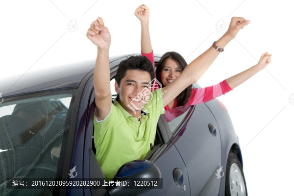 在車(chē)?yán)锏姆驄D