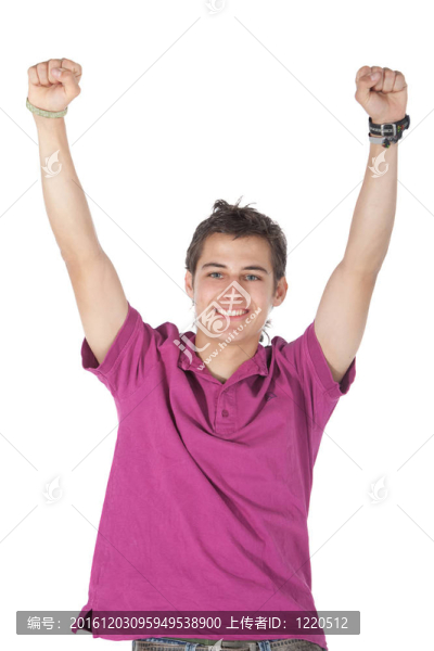 快樂的人雙臂向上