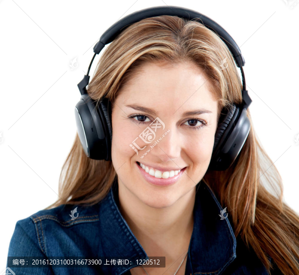 女人聽音樂
