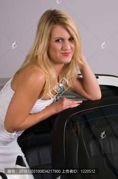 金發(fā)女郎