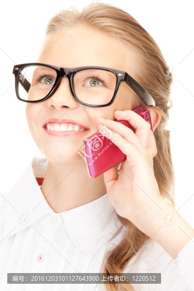 帶手機的快樂女孩
