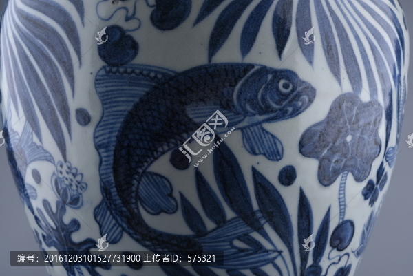 青花梅瓶