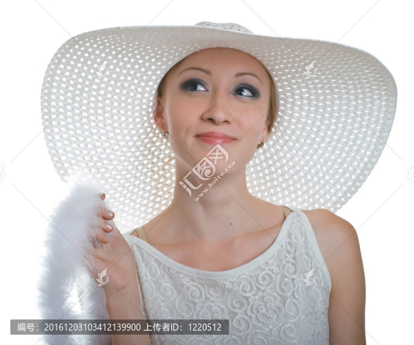 戴白帽子的女人