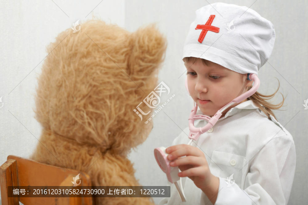 帶熊的女孩
