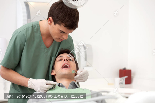 牙科檢查